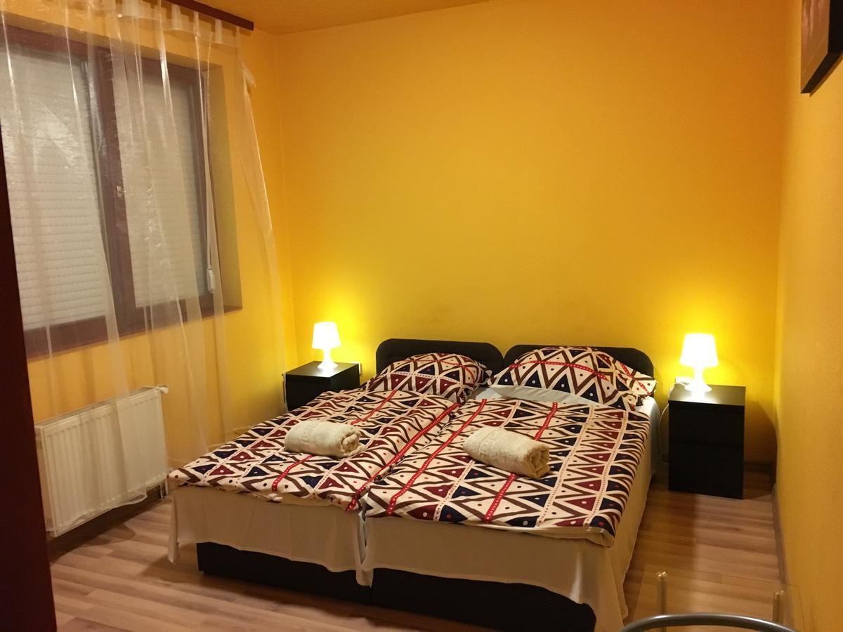 Bed and Breakfast Palota Panzio à Budapest Extérieur photo